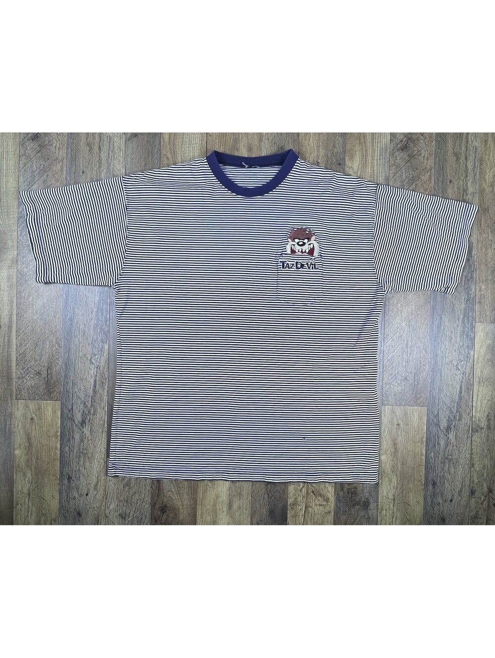 Vintage 90s Looney Tunes TAZ Tazmania Devil Striped Pocket Tee Boxy Baggy Stitch